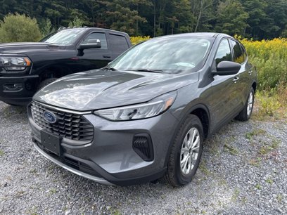 Used 2025 Ford Escape Active w/ Cold Weather Package