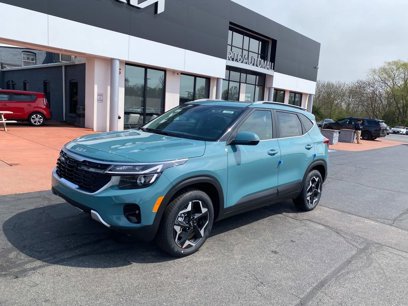 New 2025 Kia Seltos EX