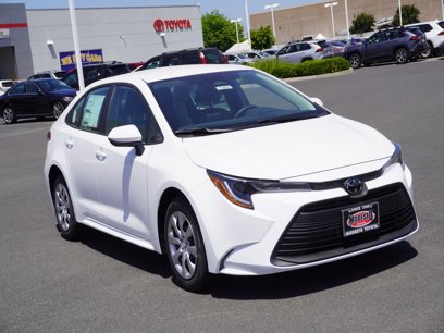 New 2025 Toyota Corolla LE