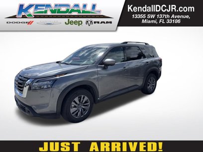 Used 2024 Nissan Pathfinder SV