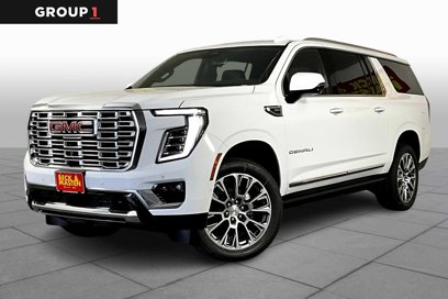 New 2025 GMC Yukon XL Denali w/ Sun & Power Step Package