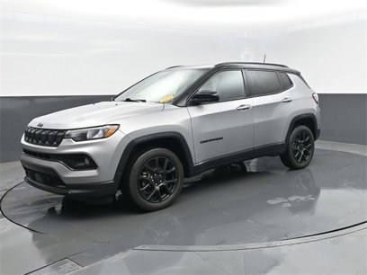 Used 2022 Jeep Compass Altitude w/ Sun and Sound Group