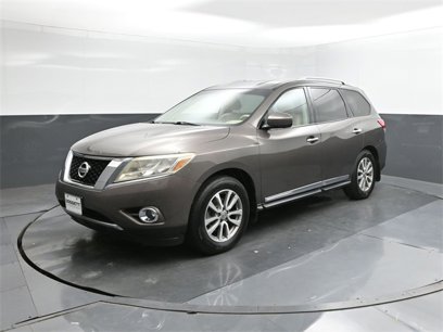 Used 2015 Nissan Pathfinder SL w/ SL Tech Package