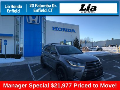 Used 2019 Toyota Highlander SE