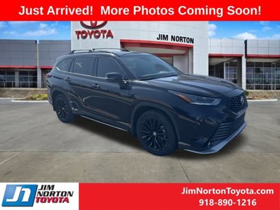 Used 2024 Toyota Highlander XSE