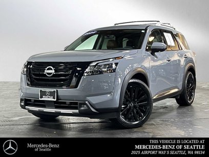 Used 2024 Nissan Pathfinder Platinum w/ Black Appearance Package