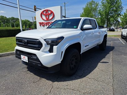 New 2025 Toyota Tacoma SR5