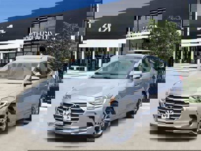 Used 2017 Hyundai Elantra SE
