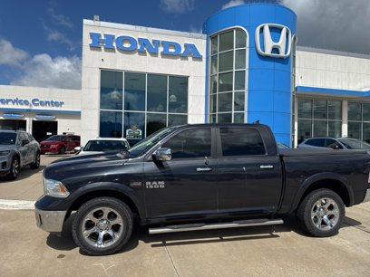 Used 2017 RAM 1500 Laramie w/ Convenience Group
