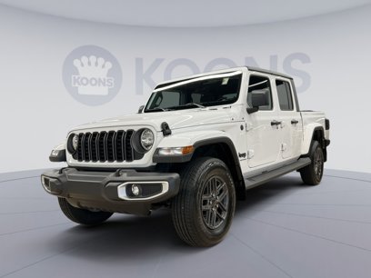 Used 2024 Jeep Gladiator Sport