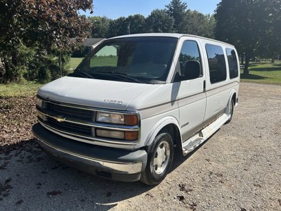 Used 2000 Chevrolet Express 1500