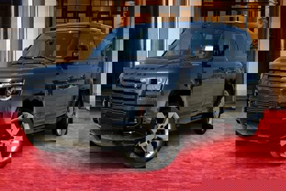 New 2025 Land Rover Defender 110 X-Dynamic SE