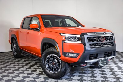New 2025 Nissan Frontier PRO-4X w/ Pro Convenience Package