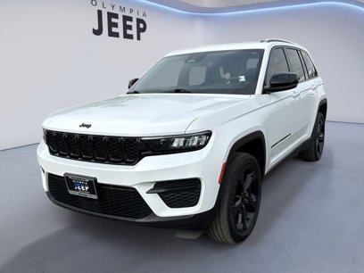 Used 2023 Jeep Grand Cherokee Altitude