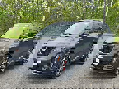 New 2025 Cadillac XT6 Sport w/ Platinum Package