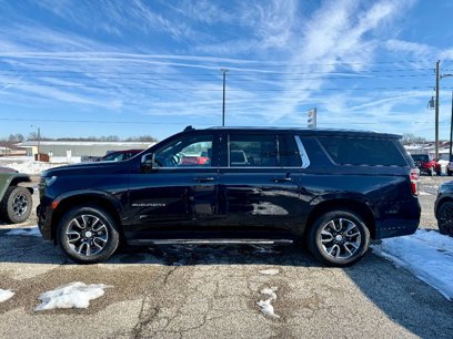 Used 2021 Chevrolet Suburban LT w/ LT Signature Plus Package