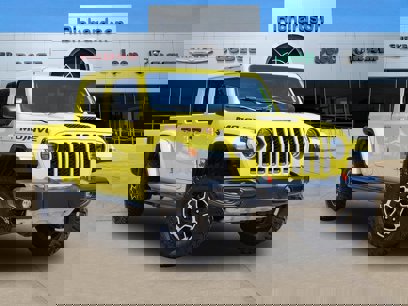 Used 2023 Jeep Gladiator Mojave w/ LED Lighting Group