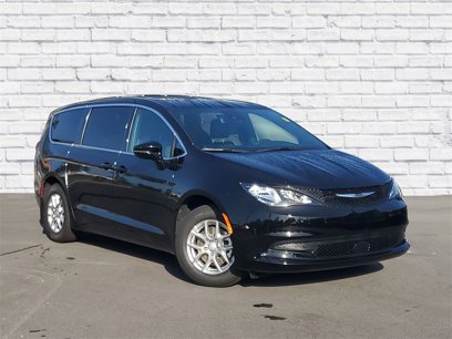 New 2025 Chrysler Voyager LX