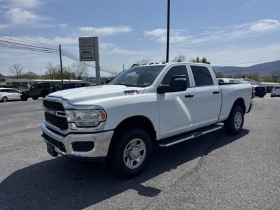 Used 2024 RAM 2500 Tradesman w/ Chrome Appearance Group