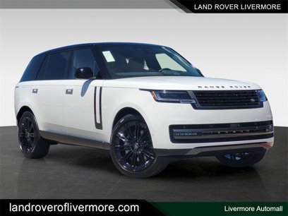 New 2025 Land Rover Range Rover Long Wheelbase SE
