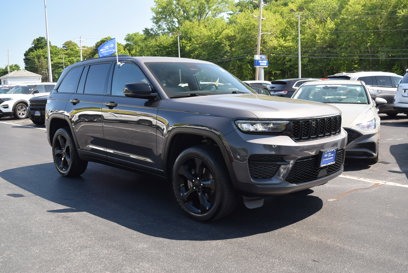 Used 2024 Jeep Grand Cherokee Altitude