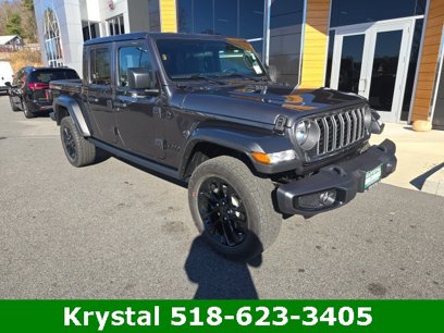 New 2025 Jeep Gladiator Sport
