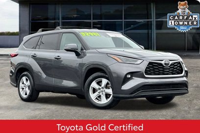 Certified 2023 Toyota Highlander LE