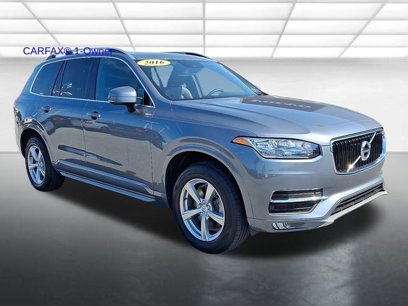 Used 2016 Volvo XC90 T5 Momentum
