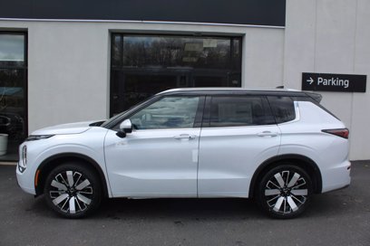 New 2025 Mitsubishi Outlander SEL