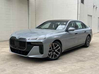 Used 2024 BMW 760i xDrive w/ Premium Package 2