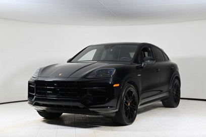 Certified 2025 Porsche Cayenne S