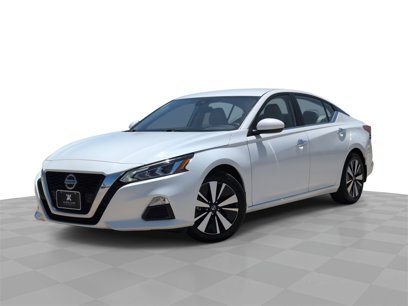 Used 2022 Nissan Altima 2.5 SV