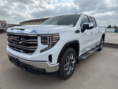 Used 2024 GMC Sierra 1500 SLT w/ SLT Premium Plus Package