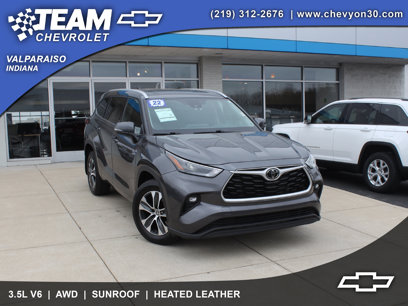 Used 2022 Toyota Highlander XLE