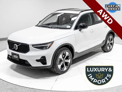 Used 2024 Volvo XC40 B5 Core