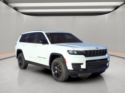 New 2025 Jeep Grand Cherokee L Laredo