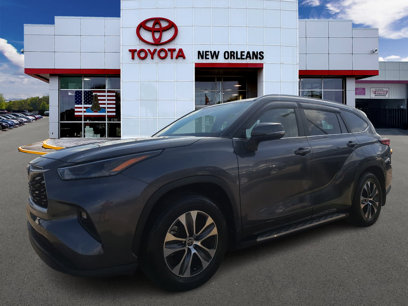 Used 2023 Toyota Highlander XLE