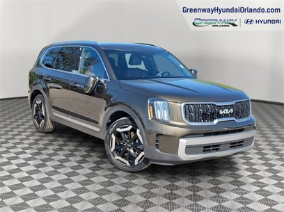 Used 2023 Kia Telluride EX w/ EX Captain's Chair Package