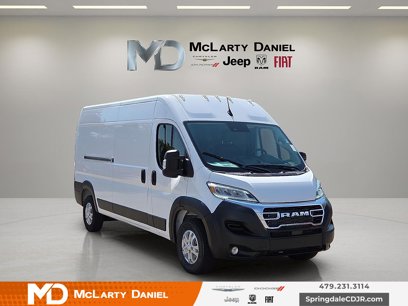 New 2025 RAM ProMaster 2500 w/ Quick Order Package 22G SLT