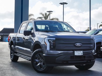 New 2024 Ford F150 Lightning Pro w/ Tow Technology Package