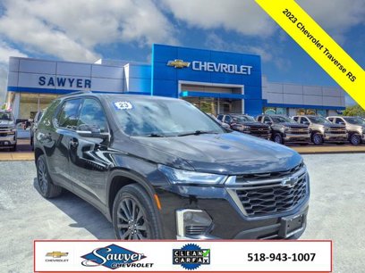 Used 2023 Chevrolet Traverse RS w/ LPO, Floor Liner Package