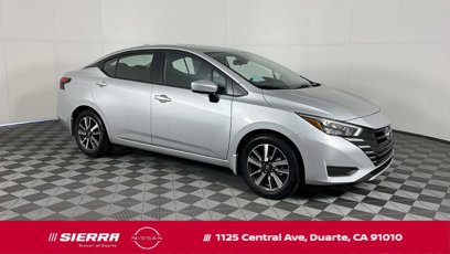 New 2025 Nissan Versa SV w/ Trunk Package