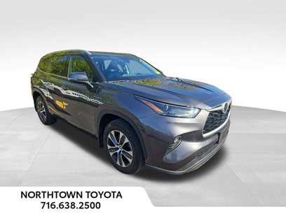Used 2022 Toyota Highlander XLE