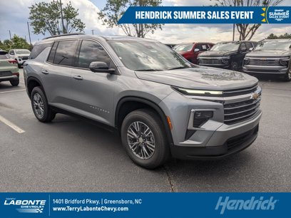 New 2025 Chevrolet Traverse LT w/ Driver Confidence Package