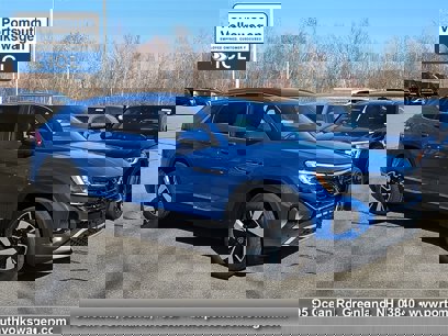 New 2025 Volkswagen Atlas Cross Sport SEL