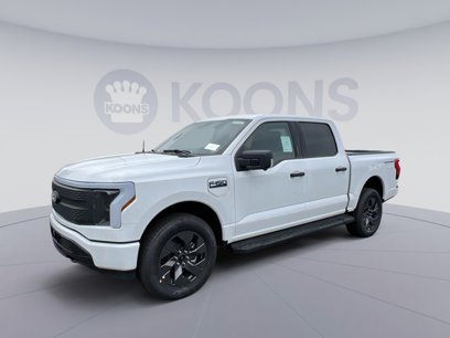 New 2024 Ford F150 Lightning XLT w/ Max Trailer Tow Package