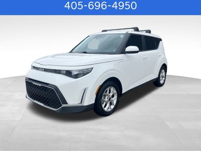 Used 2023 Kia Soul LX w/ LX Technology Package