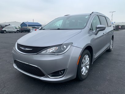 Used 2018 Chrysler Pacifica Touring-L