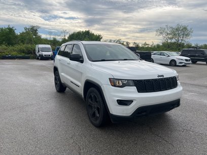 Used 2019 Jeep Grand Cherokee Laredo