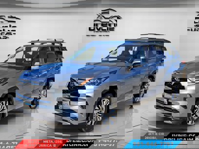 Used 2023 Toyota Highlander Platinum